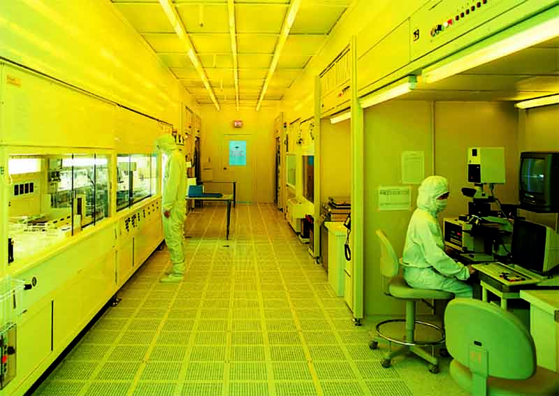 半導(dǎo)體無(wú)塵車間防靜電地板施工指南！